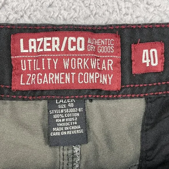 Lazer Co Utility Workwear Camo Cargo Shorts Sz 40 (11" inseam) - Picture 3 of 4